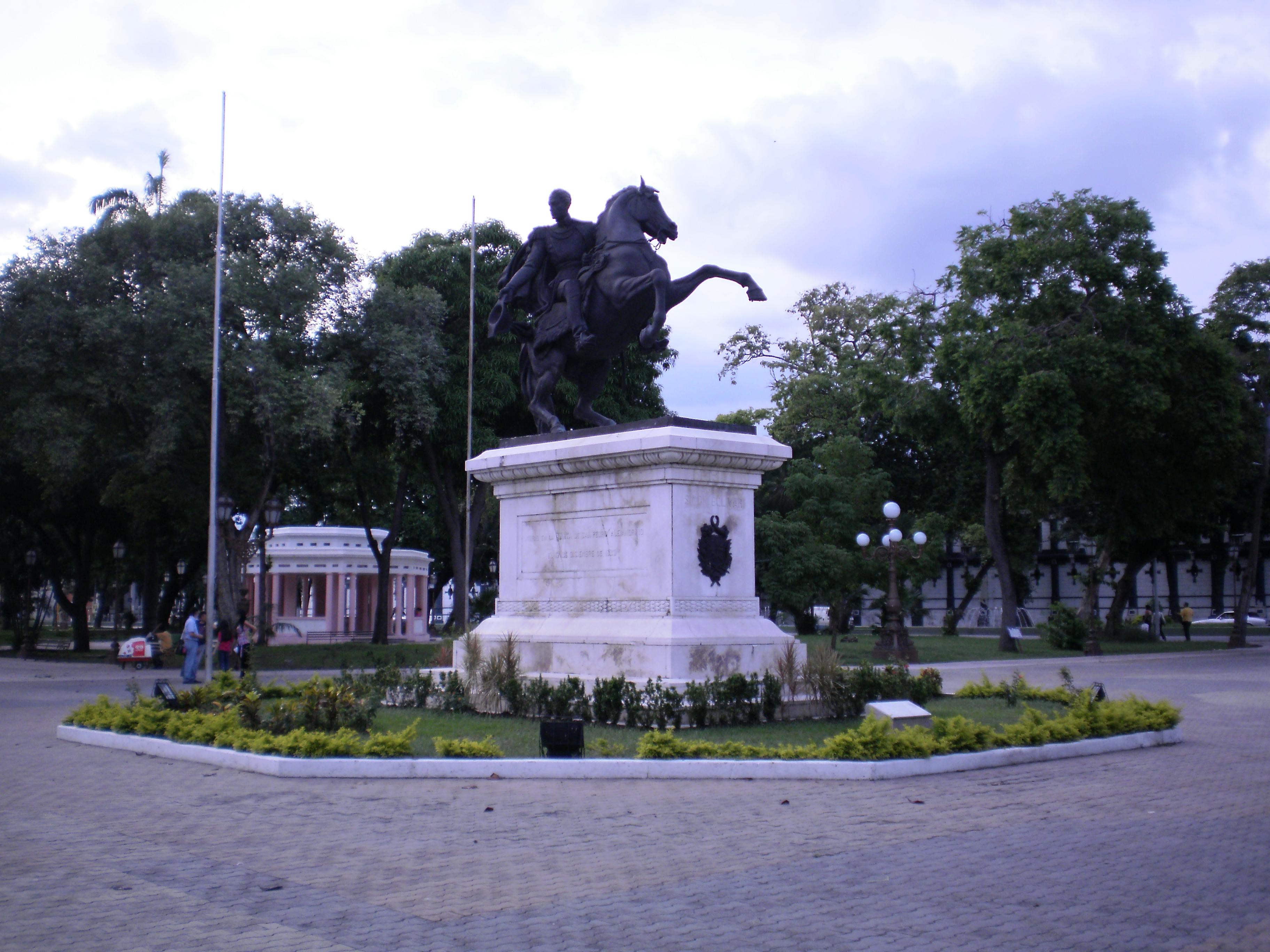 Plaza Bolivar